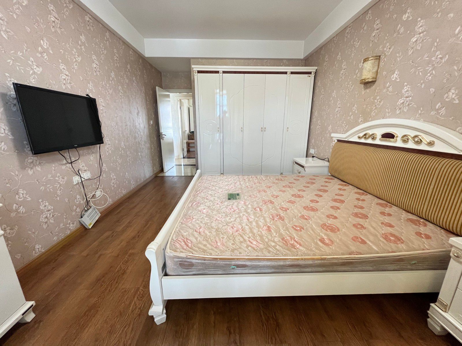 M-18077二手房图片