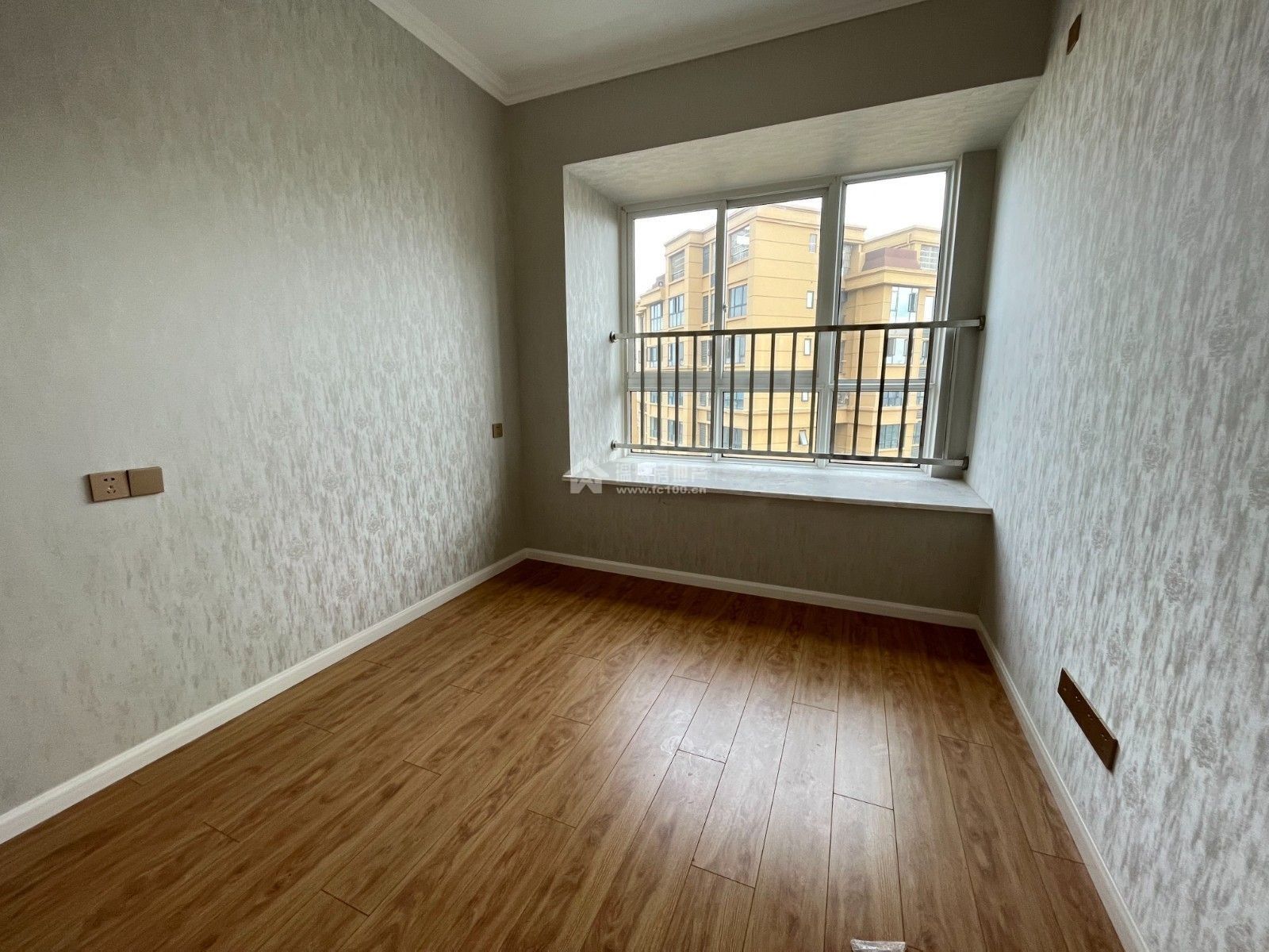 M-18272二手房图片