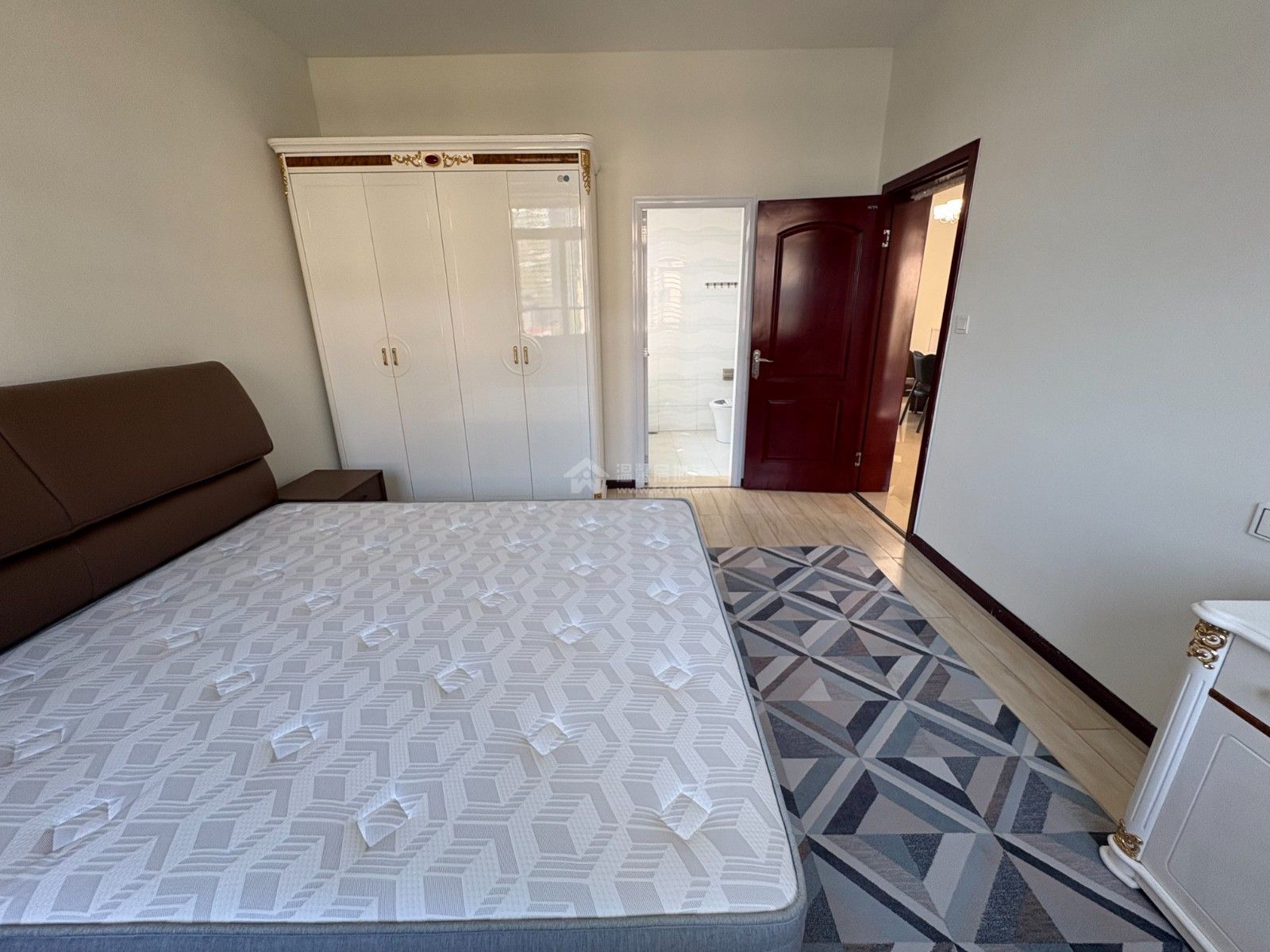 M-28395二手房图片