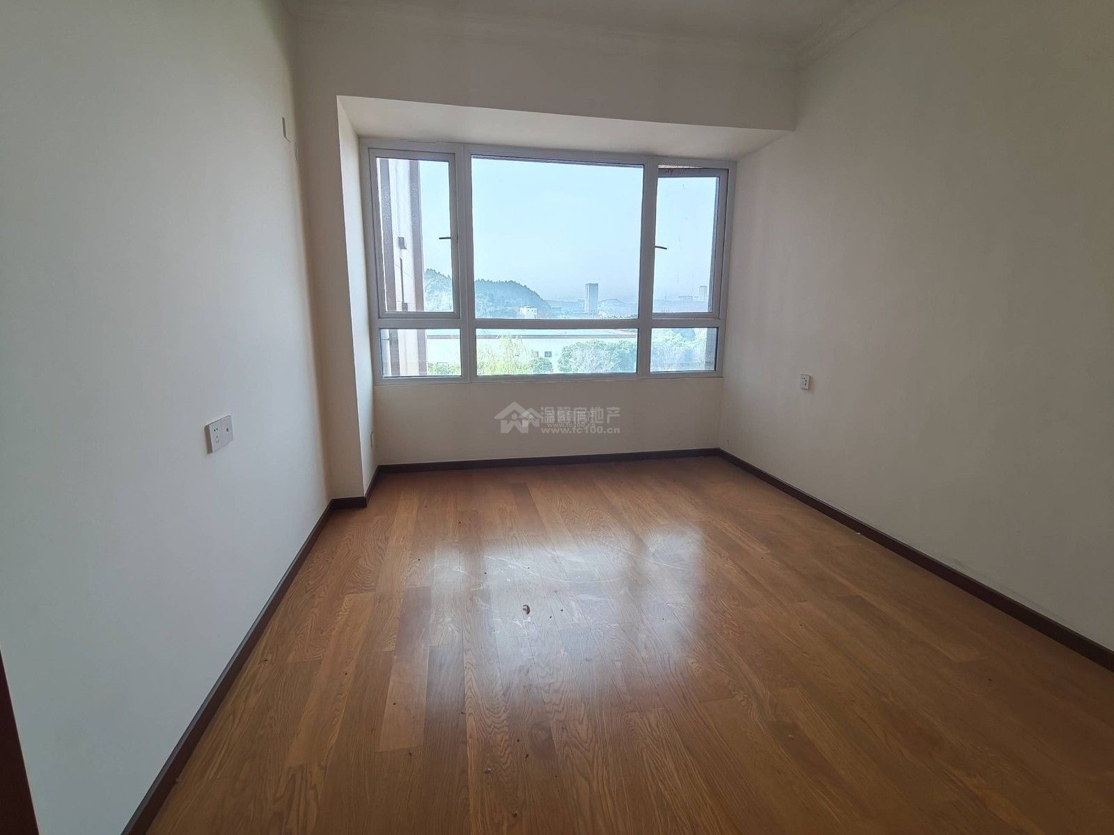 M-32904二手房图片