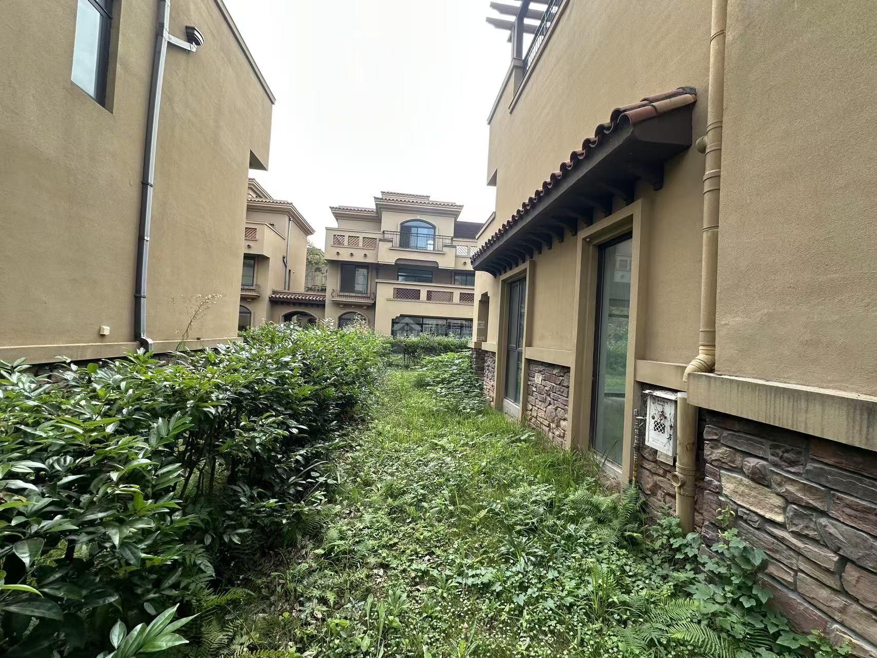 M-40135二手房图片