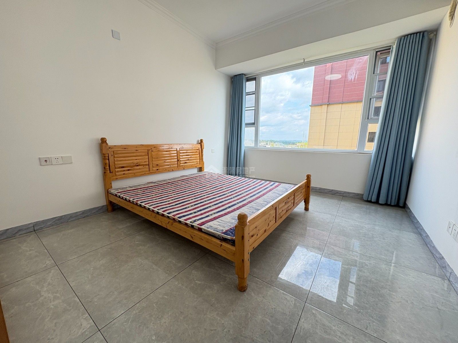 M-40516二手房图片