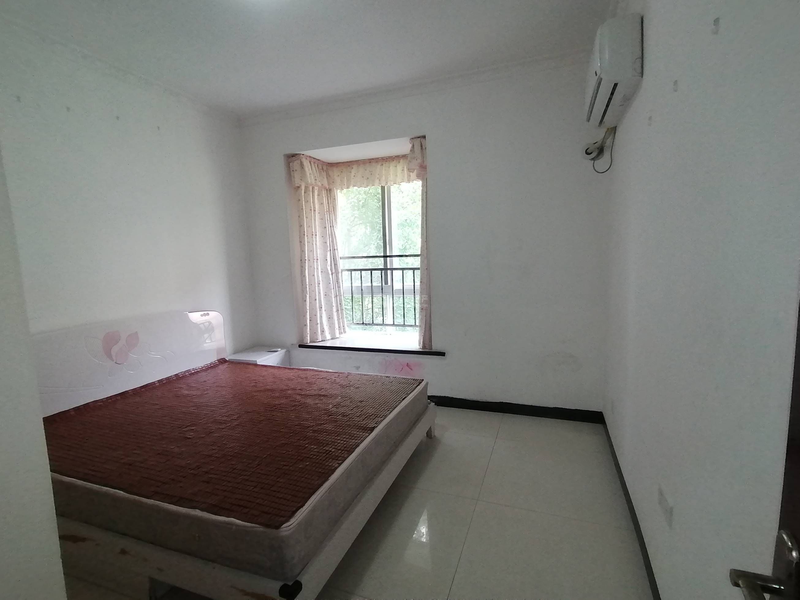 Z-18652二手房图片