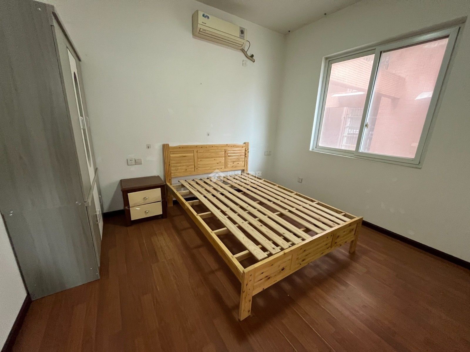 Z-31300二手房图片