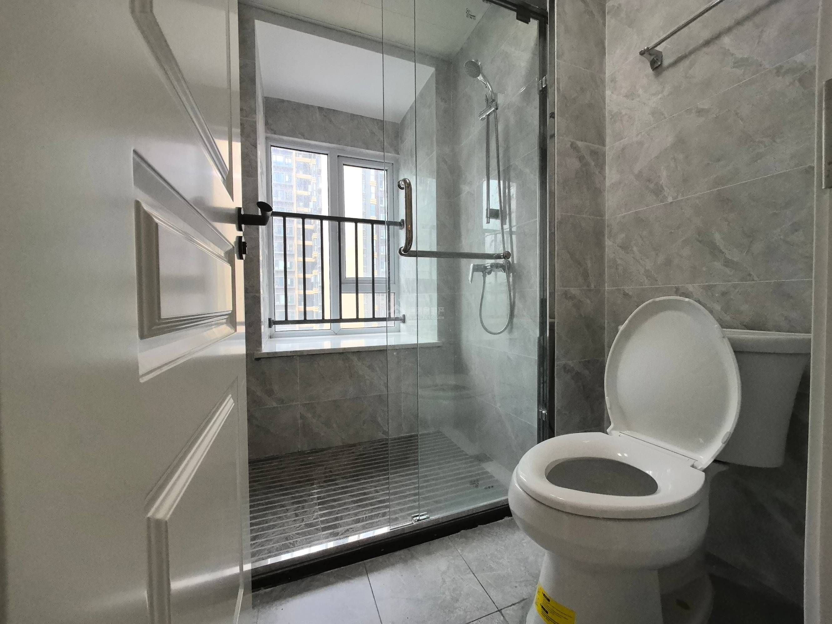 Z-40858二手房图片