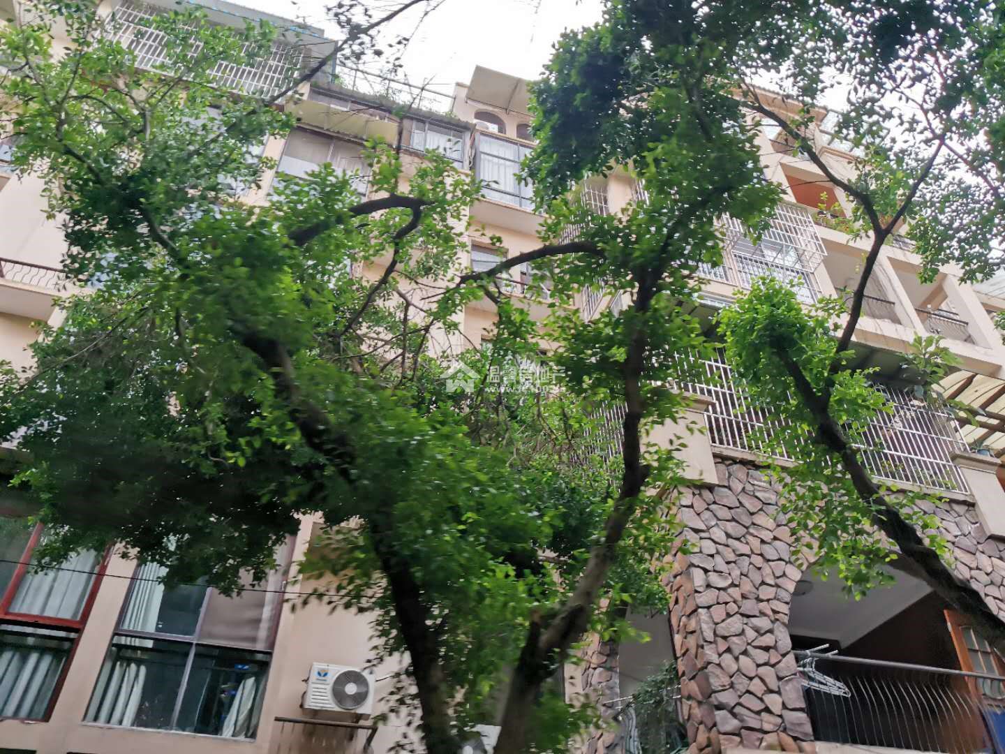 河景馨城A区图片