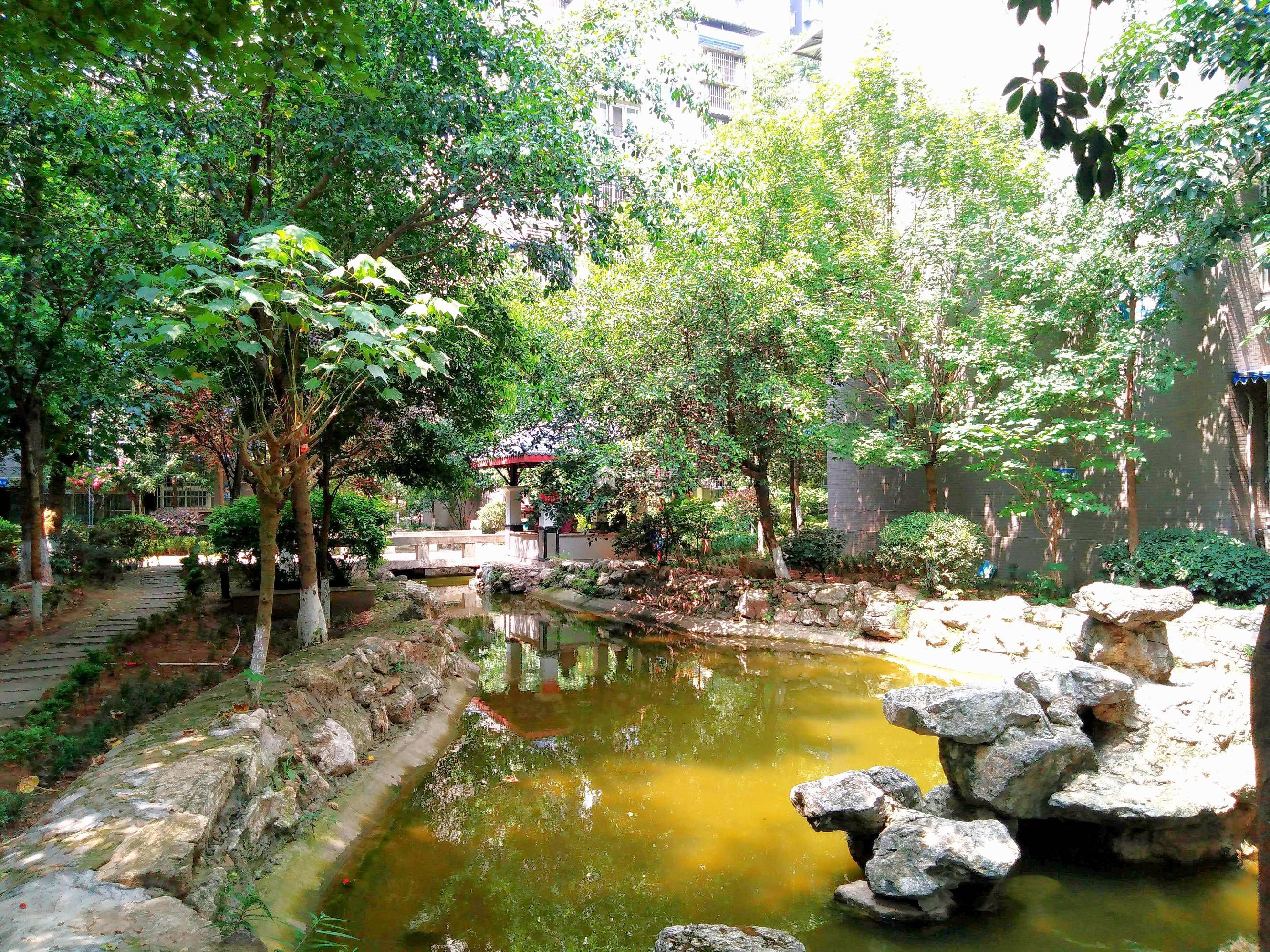 东湖胜景二期图片