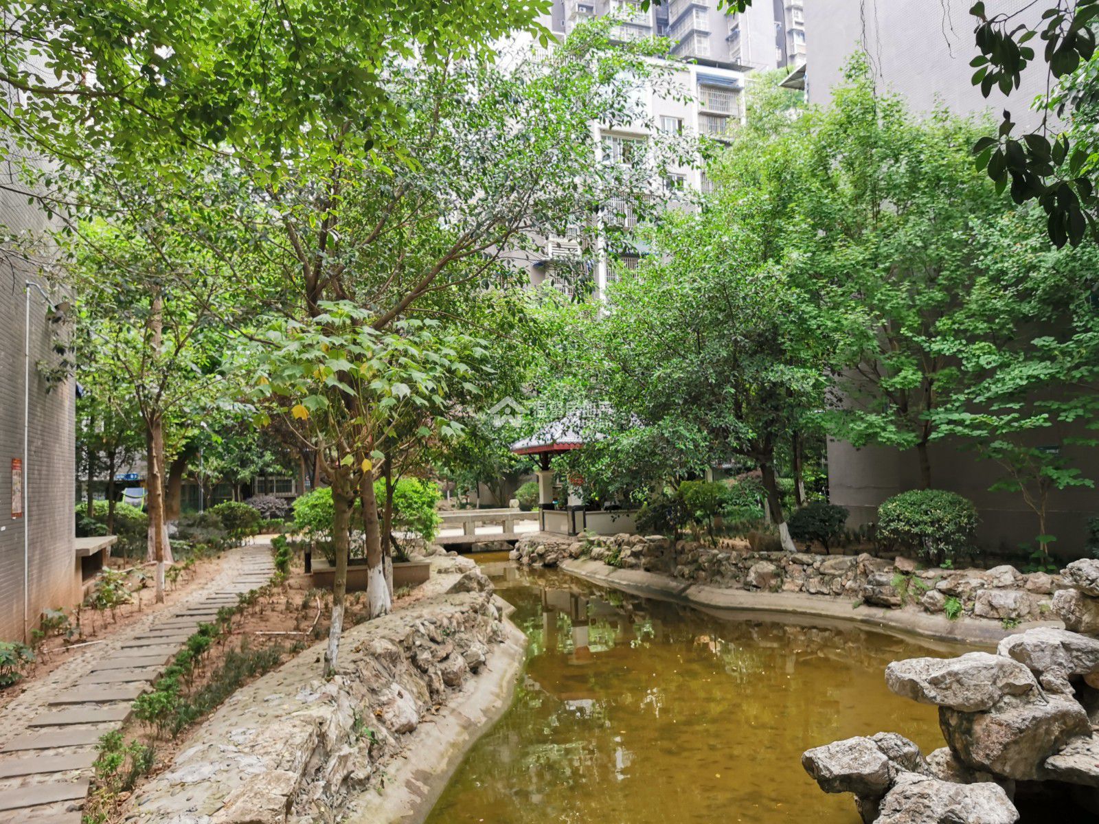 东湖胜景二期图片