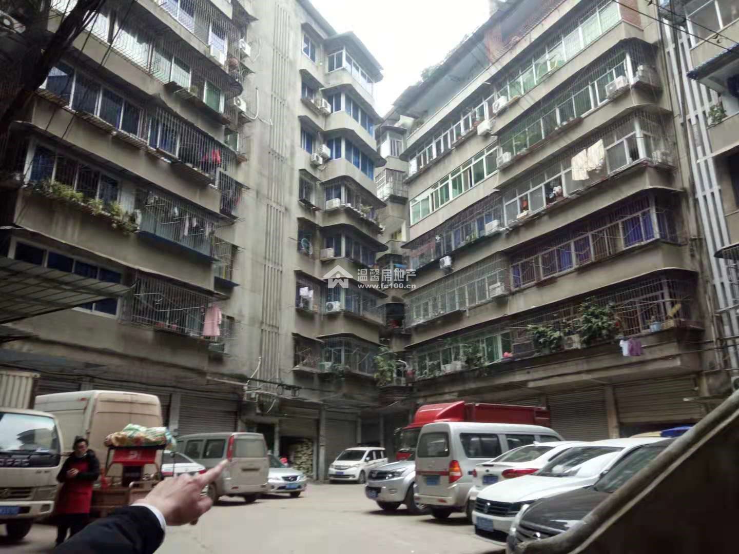 建设中路368号图片