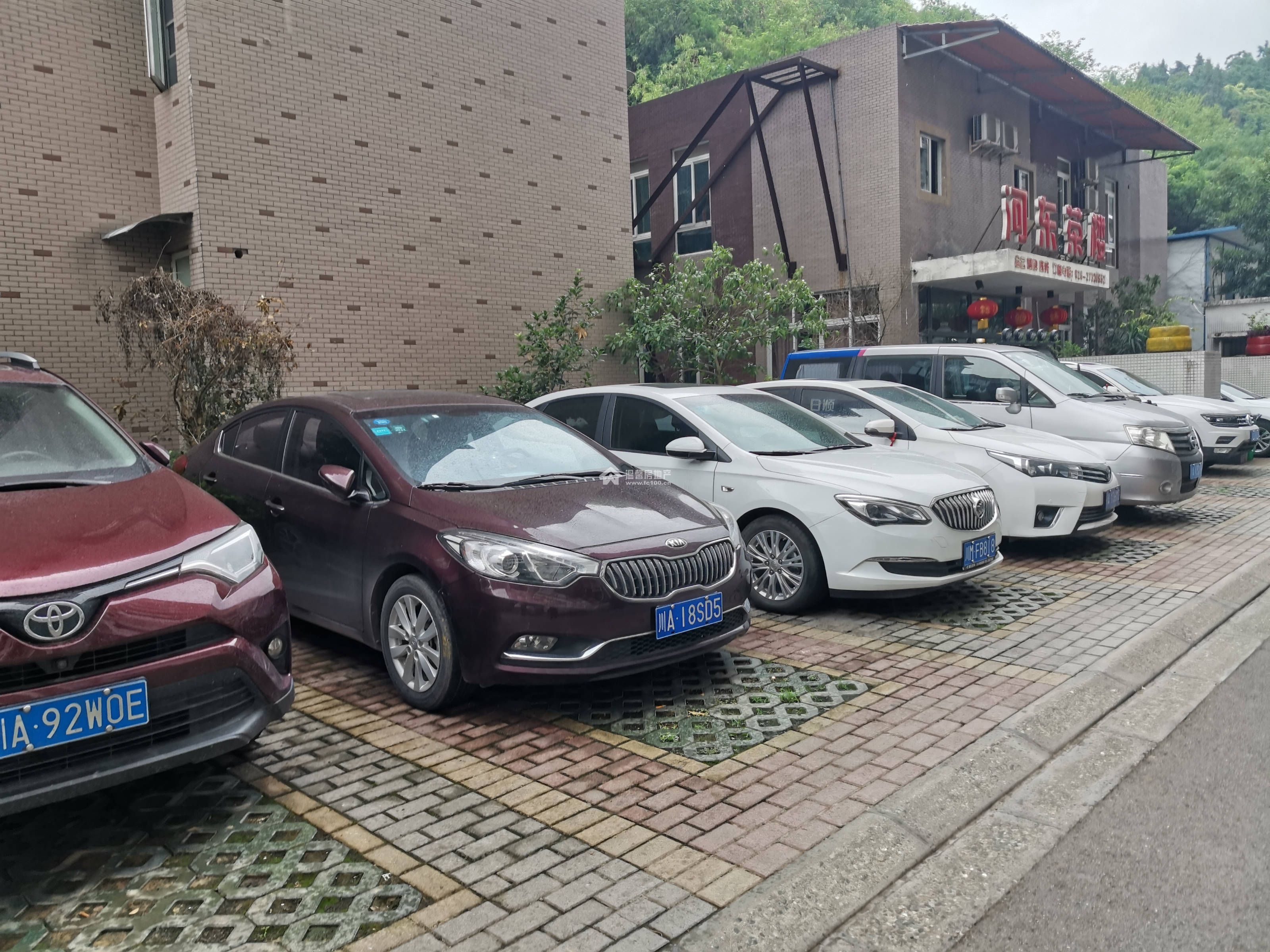 河东花园B区图片