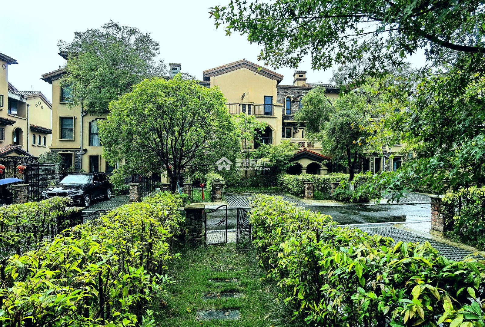 世茂云湖2区4区图片