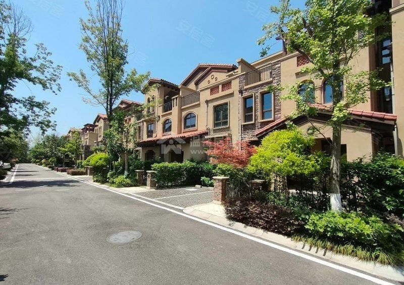 世茂云湖7区图片